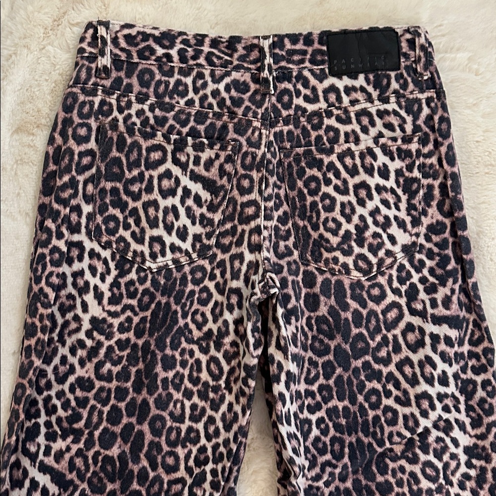 Pacsun Casey Low Rise Baggy Leopard Print Wide-Leg Pants - size 26 - Picture 9 of 9